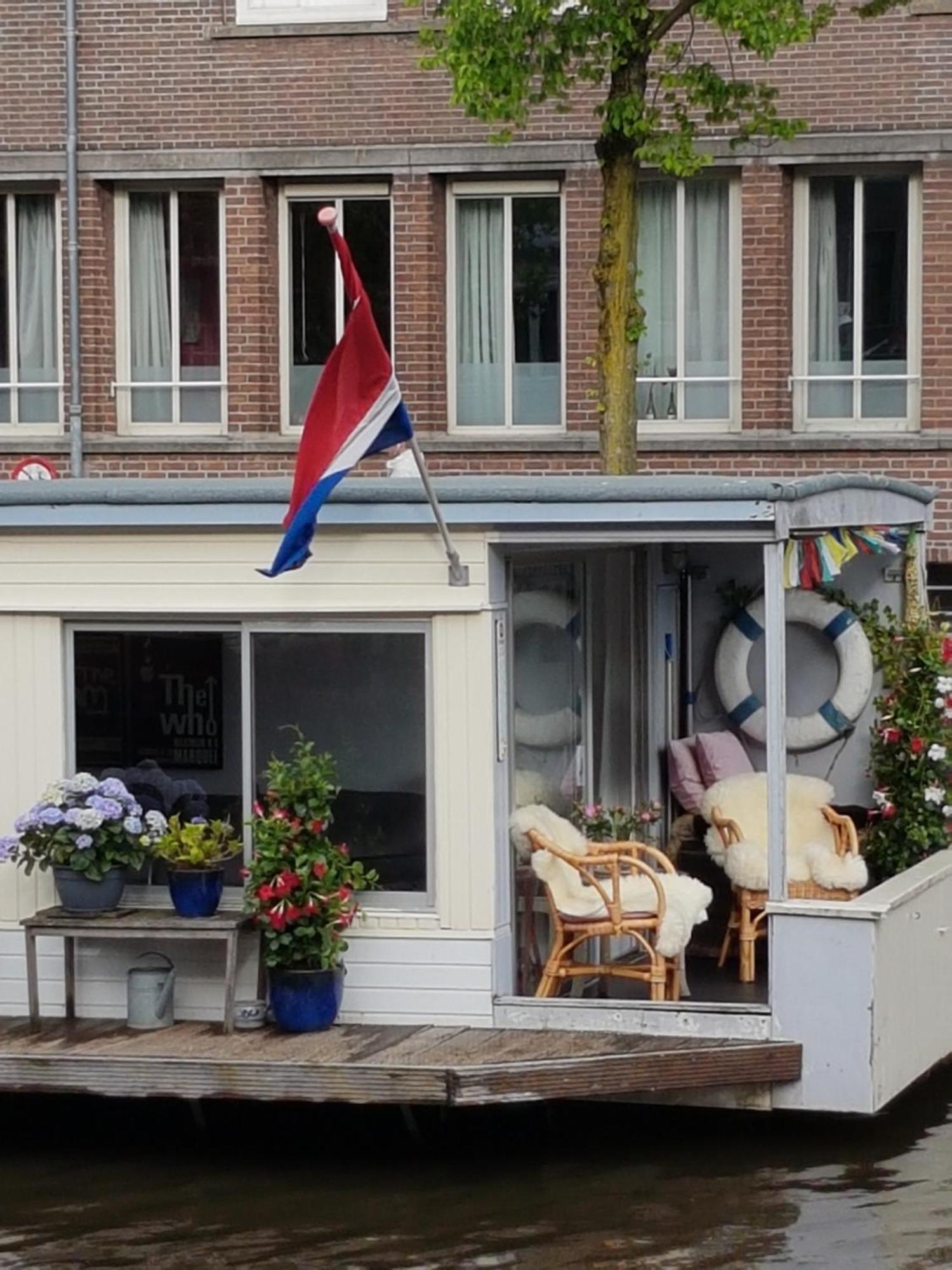 Pantheos Top Houseboat Амстердам Екстериор снимка